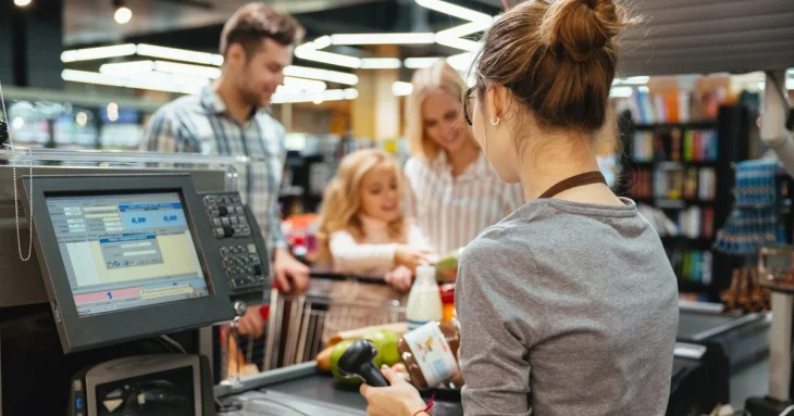 Чому в супермаркетах на касі постійно запитують: «Чек потрібен?»
