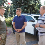 Вінниця підсилила оборону: захисникам передали новий автомобіль