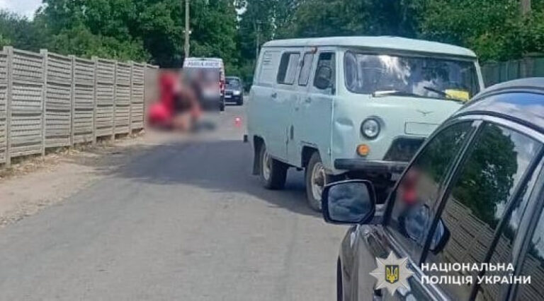 Смертельна ДТП у Жмеринському районі: під колесами автомобіля загинула жінка