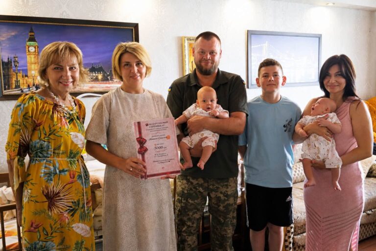 Подвійне щастя: у сімї військового з Жмеринки народилися сини-близнюки