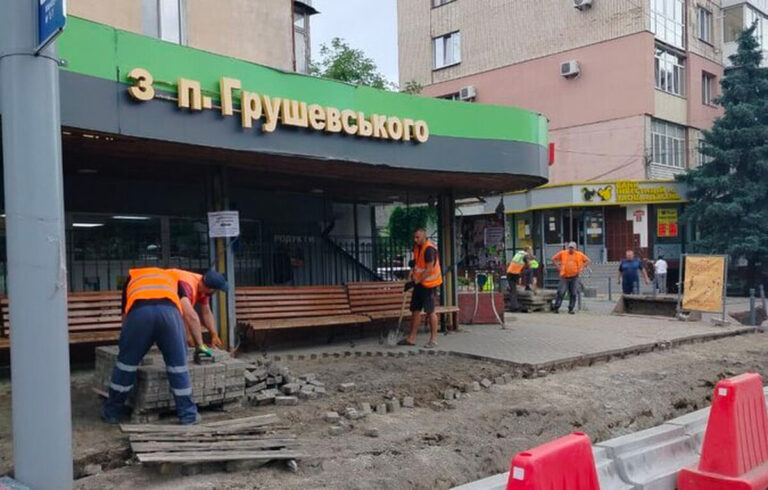 У Вінниці відновили роботу зупинки «Грушевського»