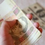 Нацбанк послабив гривню: офіційний курс валют на вівторок