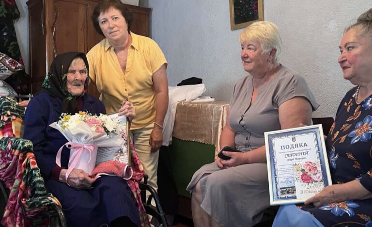 Жителька Тростянецької громади Марія Стогній відзначила 100-річний ювілей