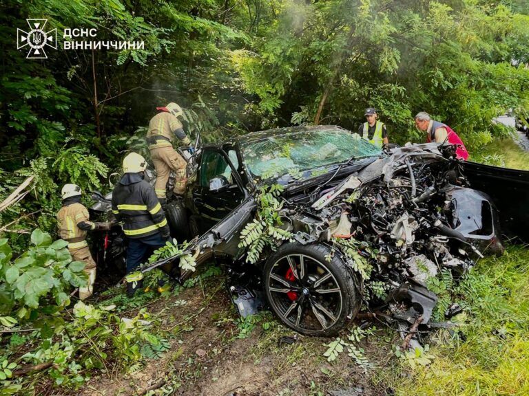 Розтрощені авто і загиблий водій: на Вінниччині трапилися дві моторошні ДТП