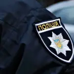Оголошено спецоперацію: чоловік розстріляв поліцейських у Чернівецькій області