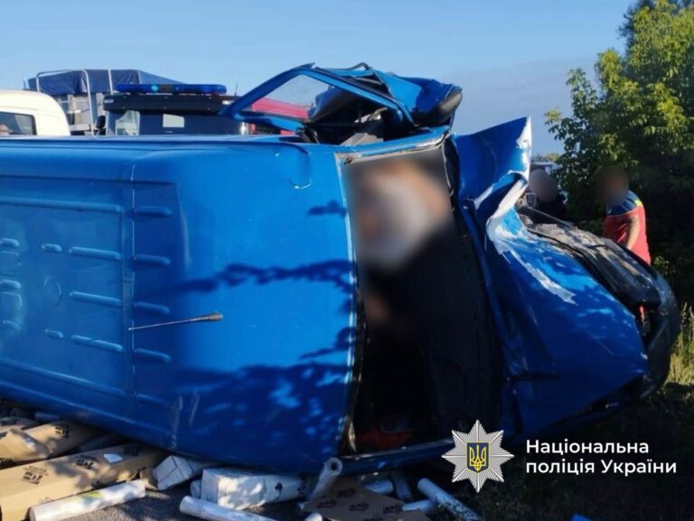 Смертельна ДТП на обїзній Немирова: загинули двоє людей, є постраждалі