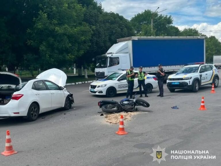 У Гуменному та Калинівці сталися ДТП з потерпілими: що відомо