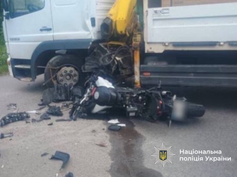 Смертельна ДТП у Вінниці: загинули мотоцикліст та 16-річний пасажир