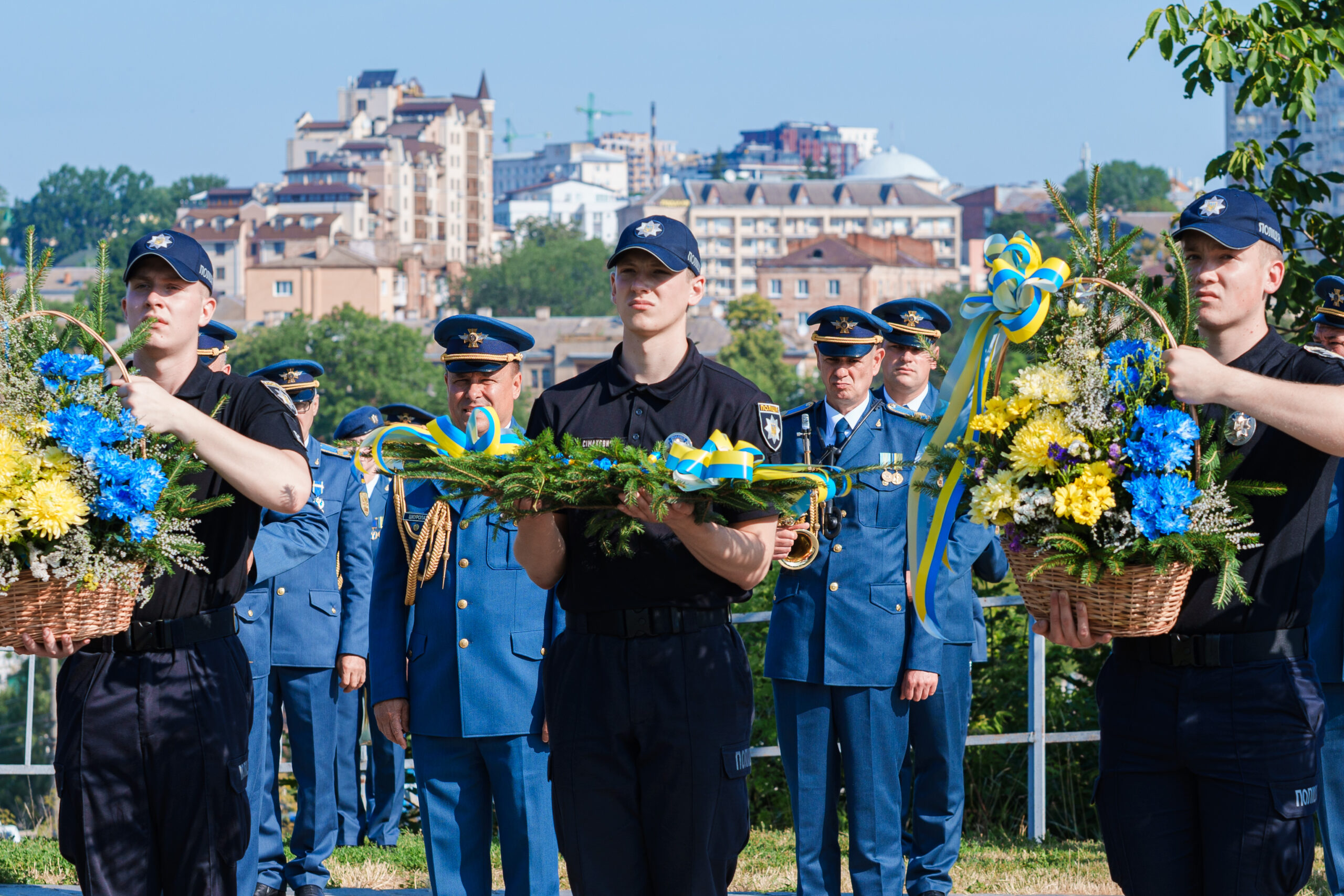 Замкова гора стала місцем єдності: у Вінниці відзначили День Української Державності