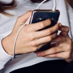 Чи треба вимикати Wi-Fi на ніч: що насправді відбувається зі смартфоном