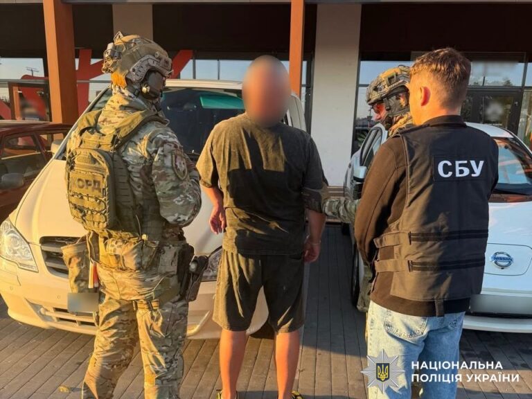 Прослизнути через кордон на Закарпатті за $8000: у Вінниці затримано реалізатора незаконної схеми