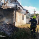 У Тульчинському районі вогонь ледь не знищив будинок: наслідки пожеж