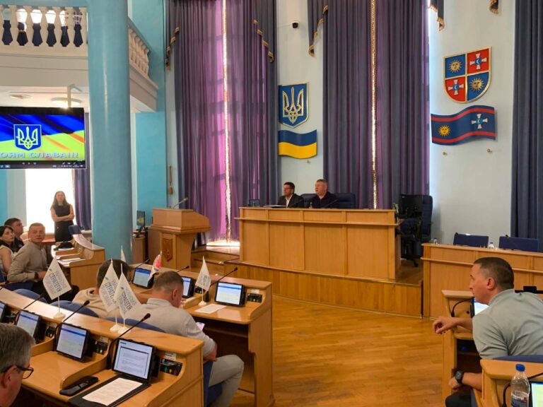 Майно для військових, медавто та новий заказник: ключові решення сесії облради