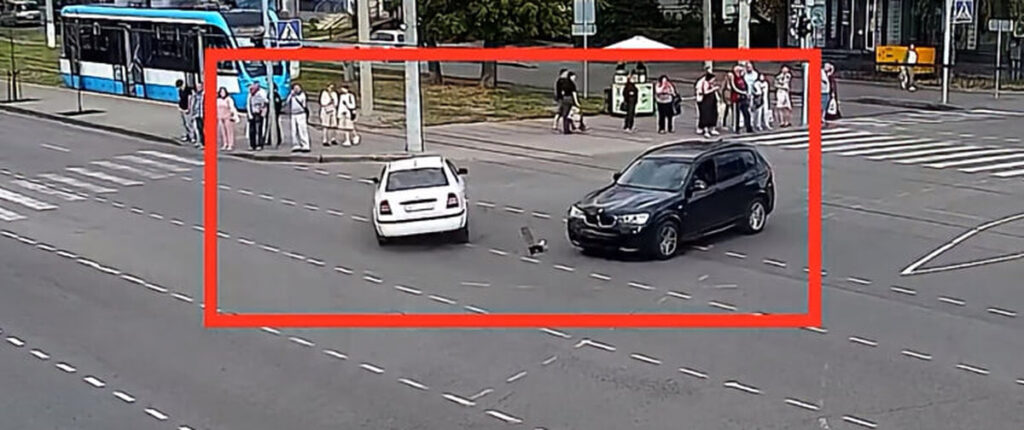 Проїхав на червоне: у Вінниці сталася ДТП за участю Skoda та BMW