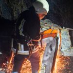 Нічна трагедія біля Сутисок: у палаючому авто загинула дитина