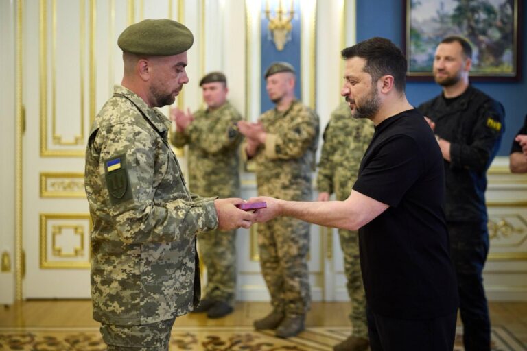 Захисники з Гайсина отримали ордени «За мужність»