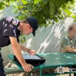 У Могилеві-Подільському чоловік танцював на Алеї Слави