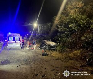 Смертельна ДТП: водій із Вінниччини та 10-річна дитина загинули на місці
