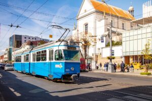 Осінь із подорожами: у вересні вінничан чекають 17 екскурсій та турів