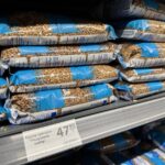 Гречка дорожчає, хліб дешевшає: чи буде дефіцит продуктів у Вінниці після ударів рф