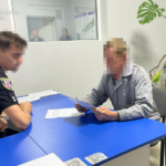 Конфлікт через дрова закінчився трагедією: жителя Погребища судитимуть за вбивство сусідки