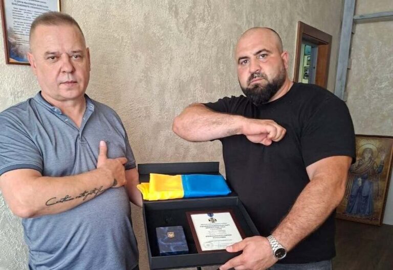 Головнокомандувач ЗСУ відзначив ветерана з Вінниччини