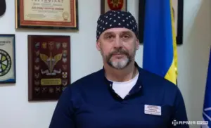 лікар