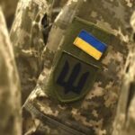 військові