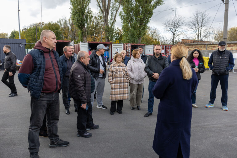 Вінницький Муніципальний центр управління відходами відвідали громади з Кременчука, Лозової, Гнівані та Бару